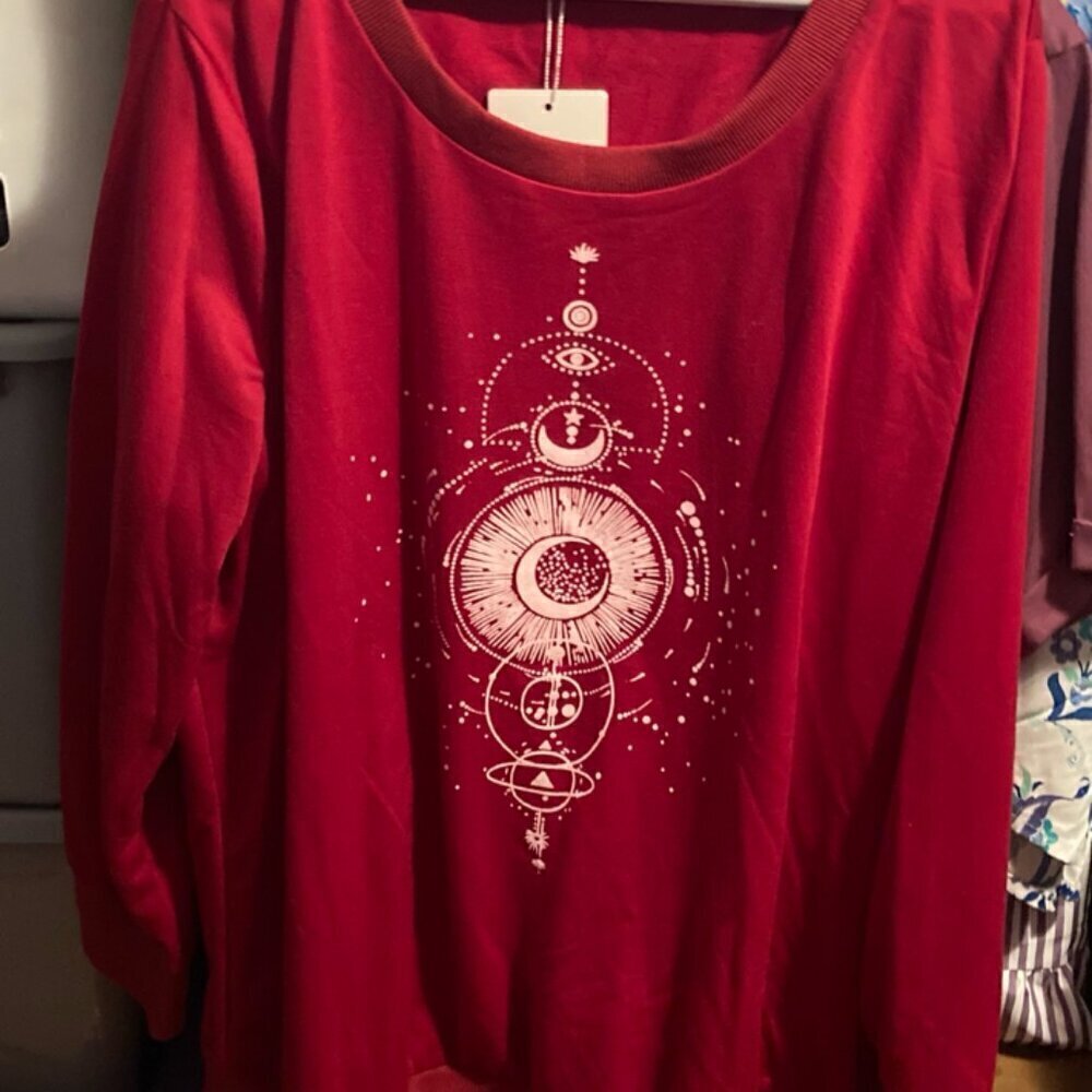 Bloomchic celestial red sweatshirt lightweight
